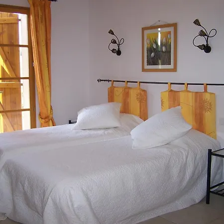 Bed and Breakfast Longdole 3*