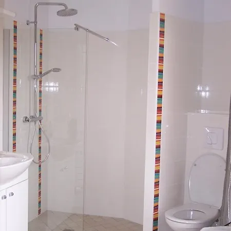 Bed and Breakfast Longdole Gaujan
